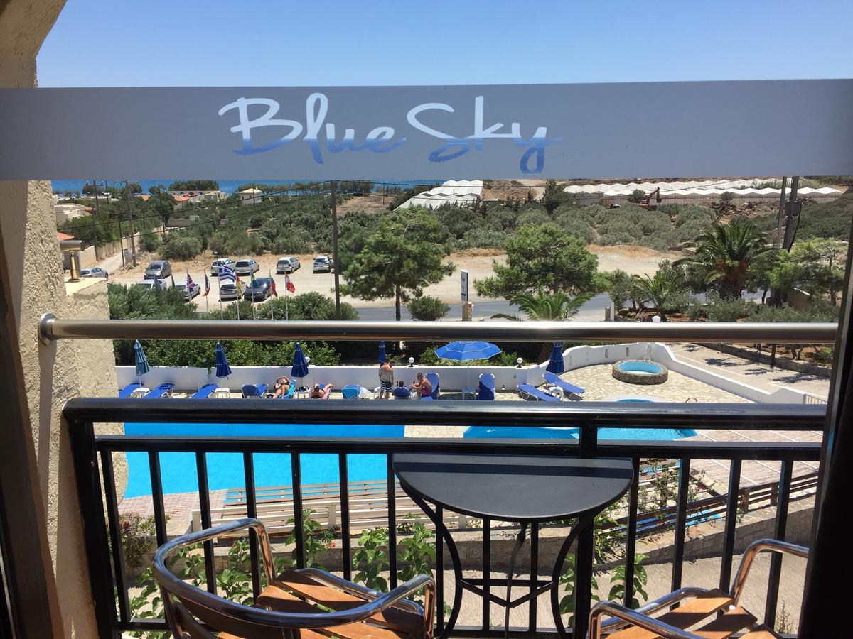 Blue Sky Hotel Куцунарі Екстер'єр фото
