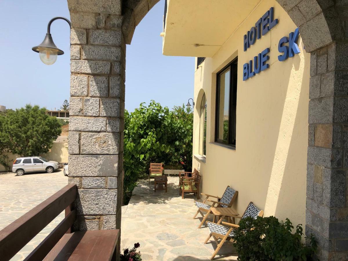 Blue Sky Hotel Куцунарі Екстер'єр фото