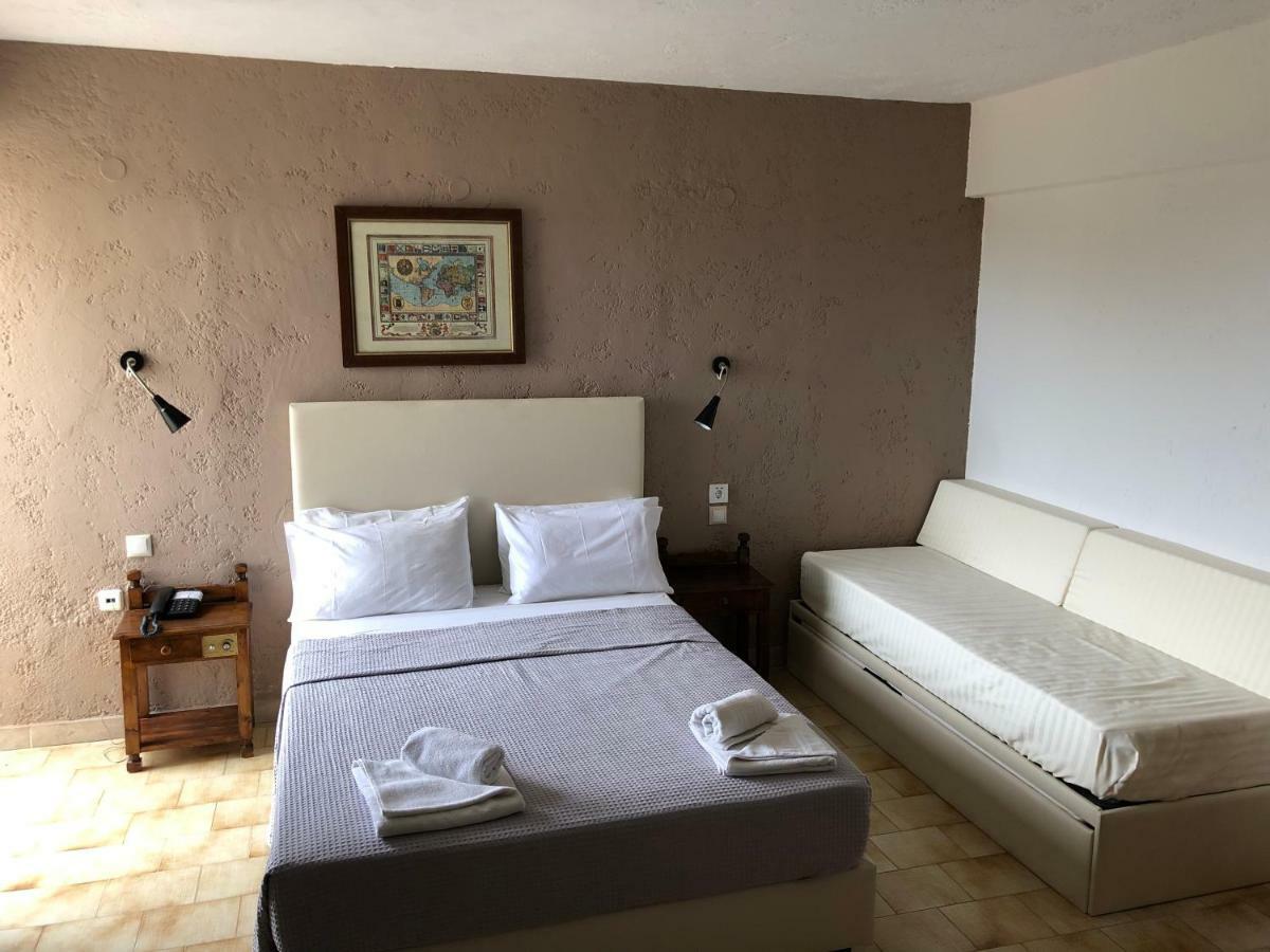 Blue Sky Hotel Куцунарі Екстер'єр фото